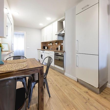 Ferienwohnung Bravissimo Eiximenis, With Beautiful Terrace And Views Gerona Exterior foto