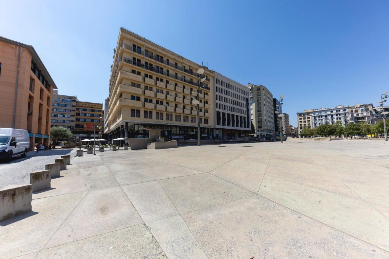 Ferienwohnung Bravissimo Eiximenis, With Beautiful Terrace And Views Gerona Exterior foto